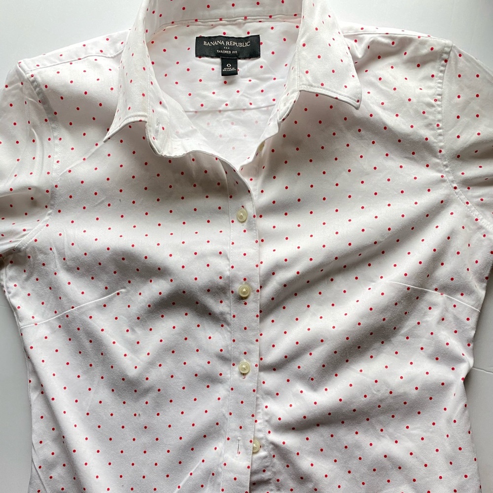 Banana republic button down polka dot shirt